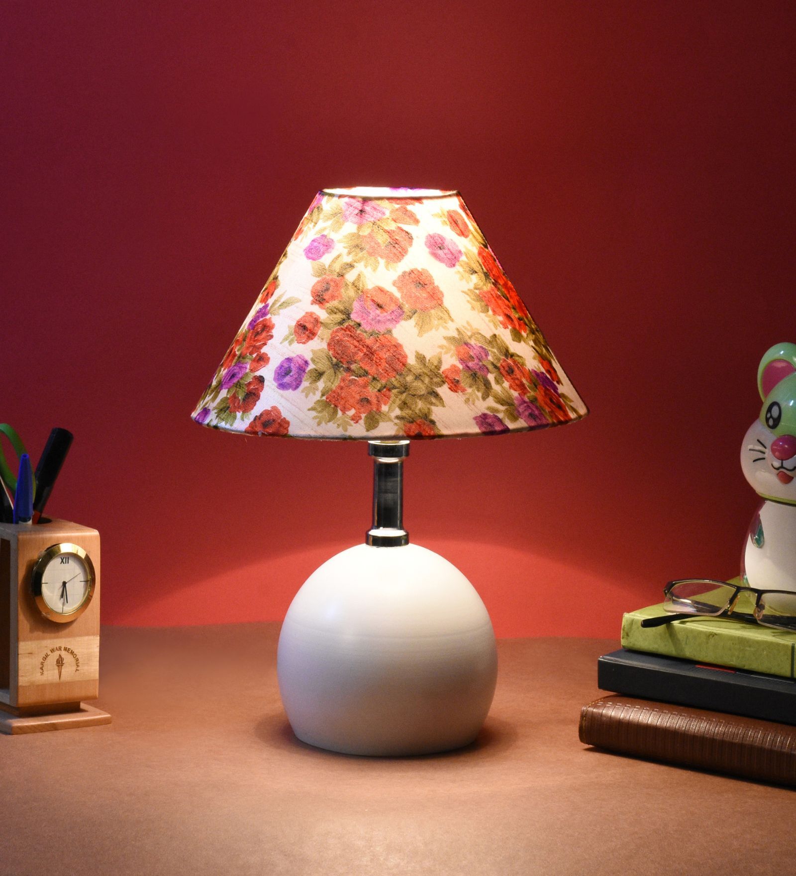 White Metal & Cotton Red & Purple Colour Table Lamp White Metal & Cotton Red & Purple Colour Table Lamp
