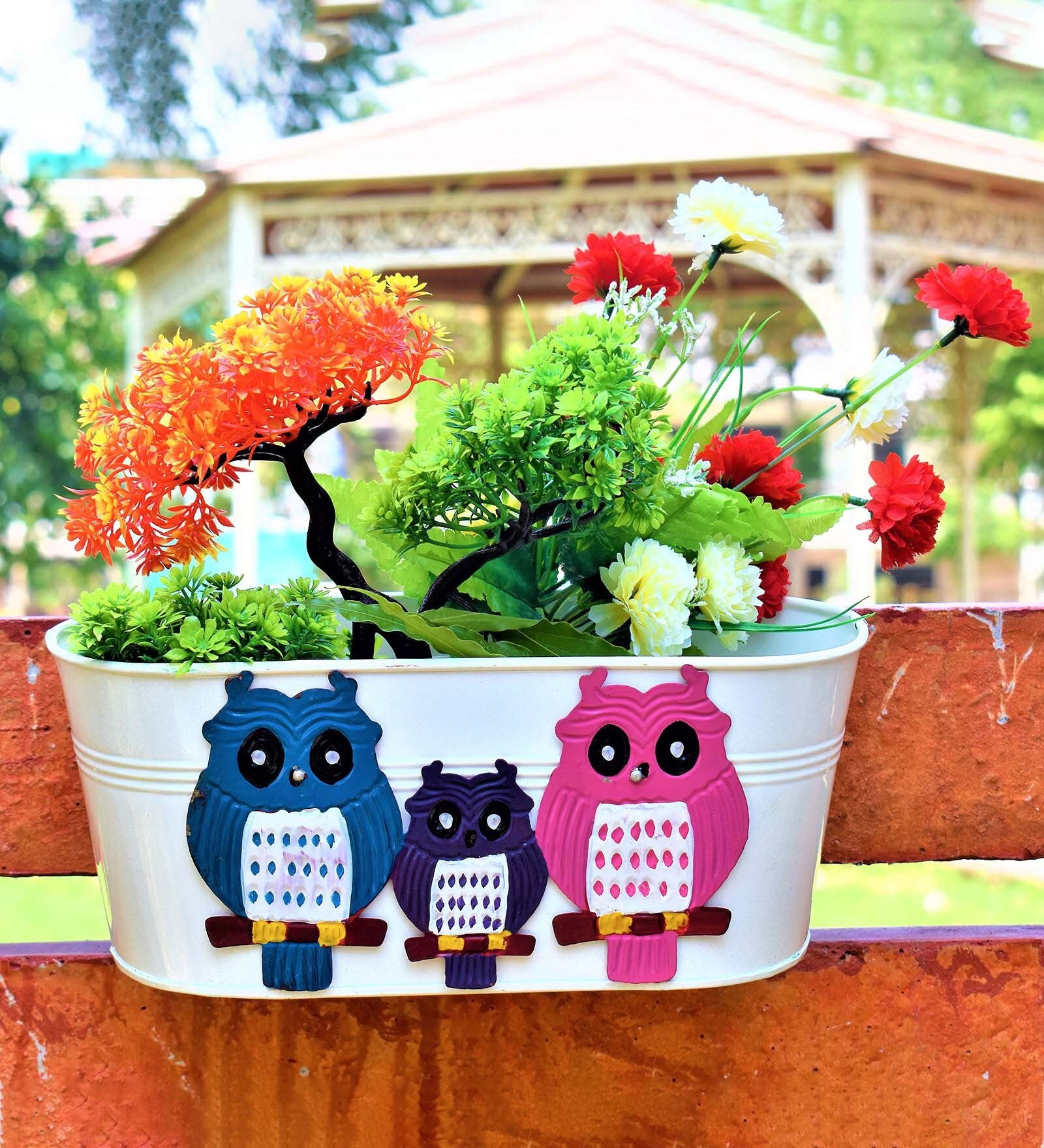 Buy White Metal-Iron Owl Oval Shape Railing Planter By Udecor at 33% ...