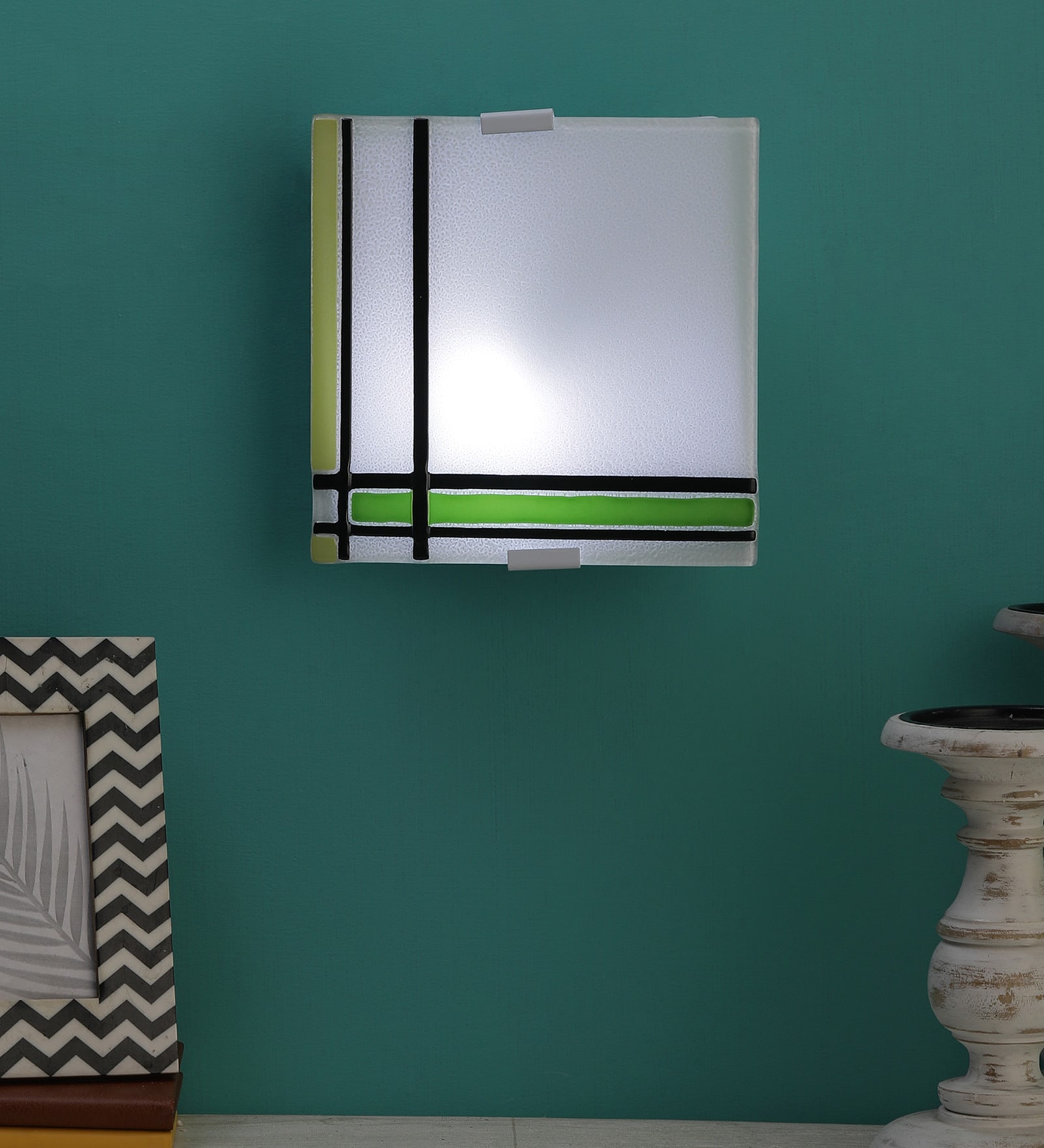 Inverted Metal Flush Mount Wall Light (White)