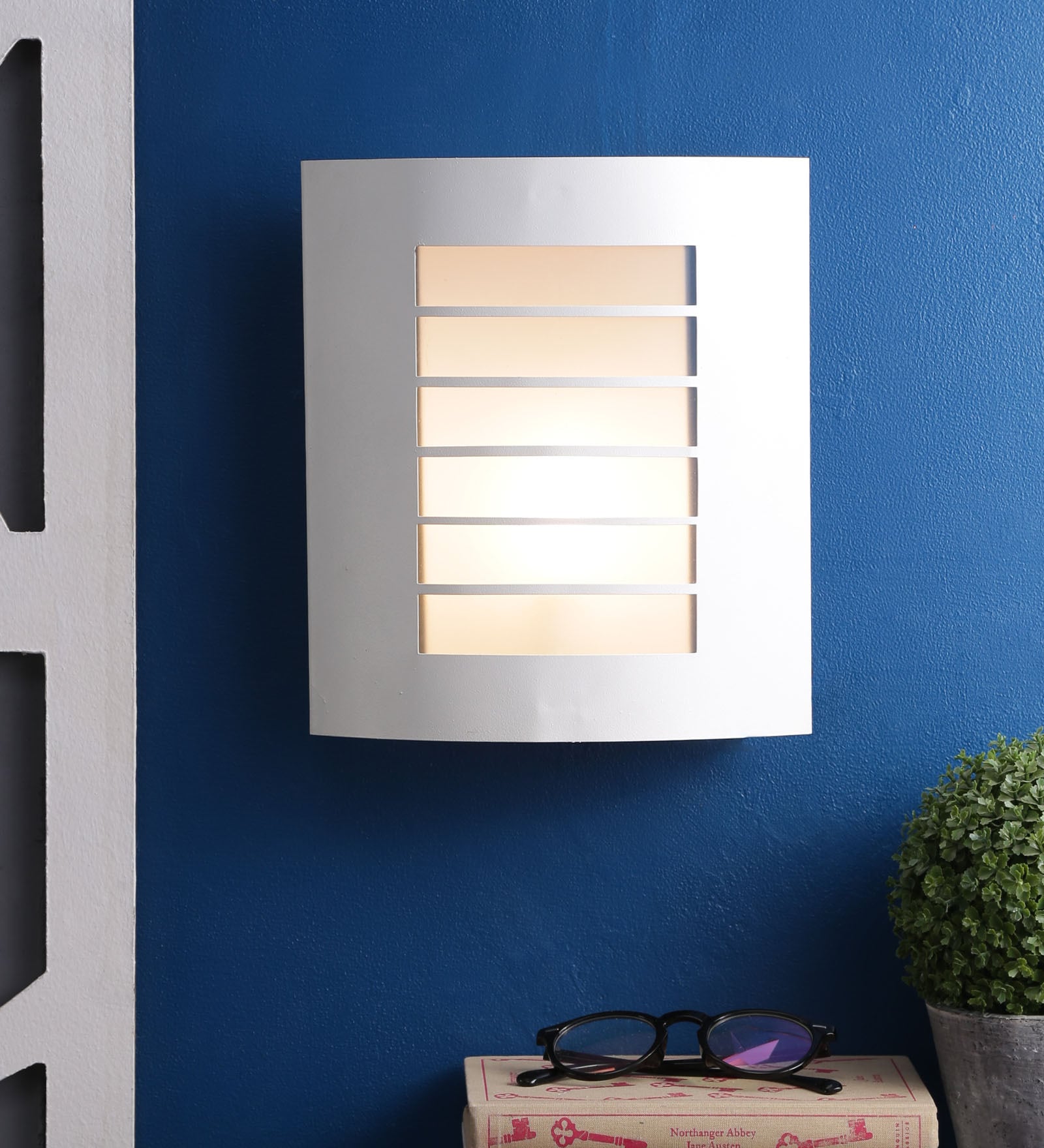 Louise White Metal Flush Mount Wall Light