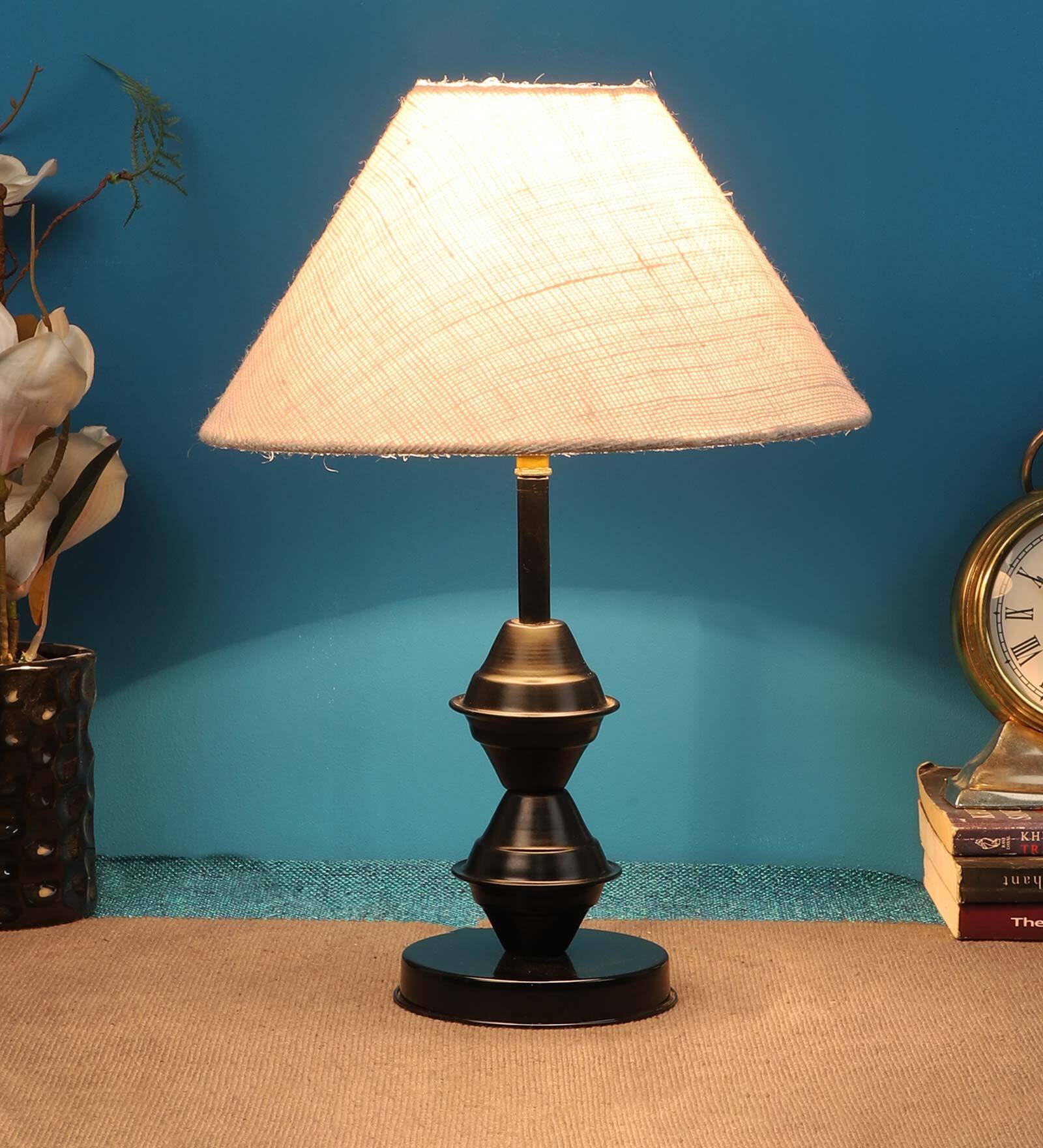 White Natural Fiber Shade Table Lamp With Metal Base