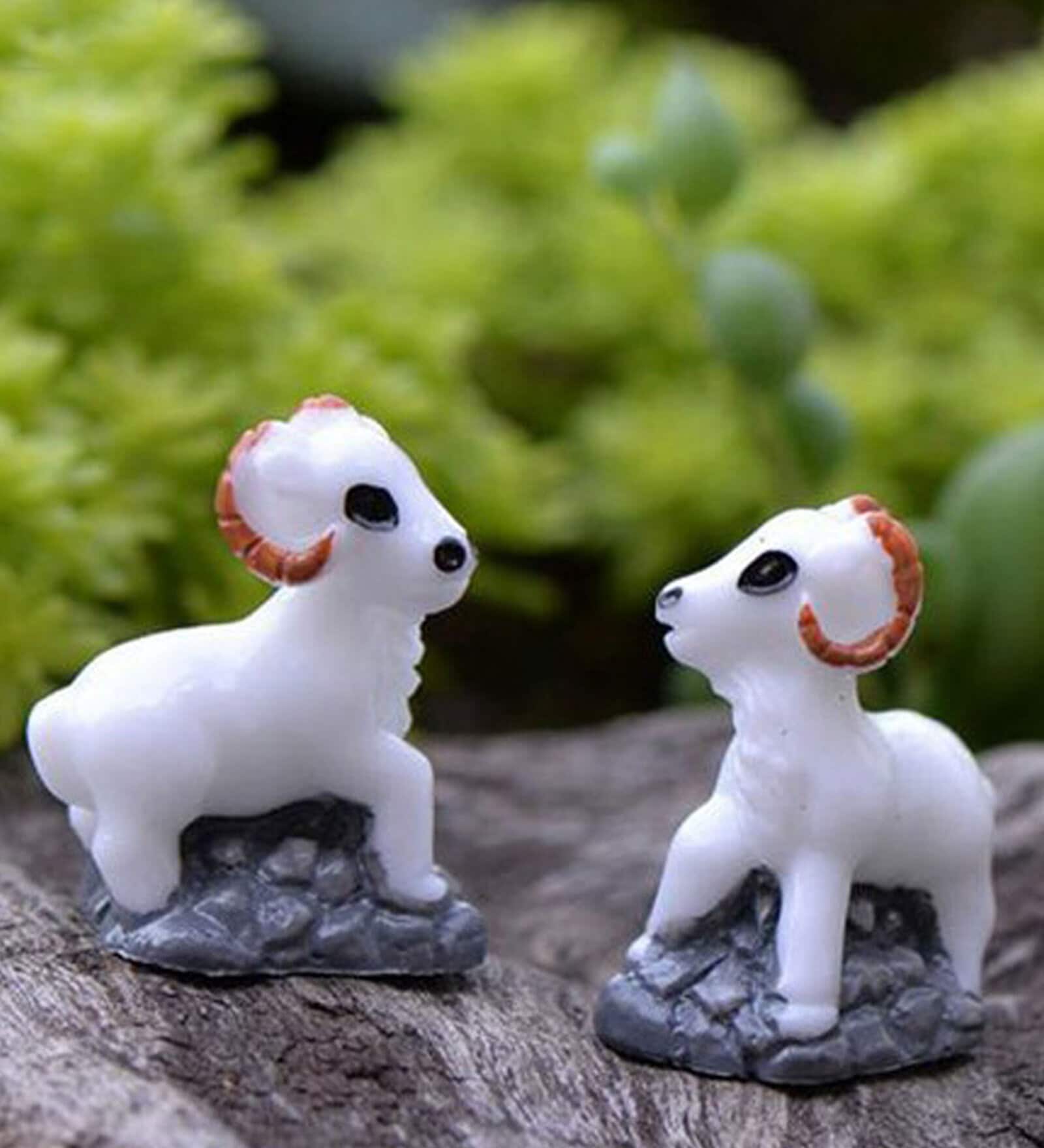 White Plastic Snow Sheep Set Of 12 Garden Figurine