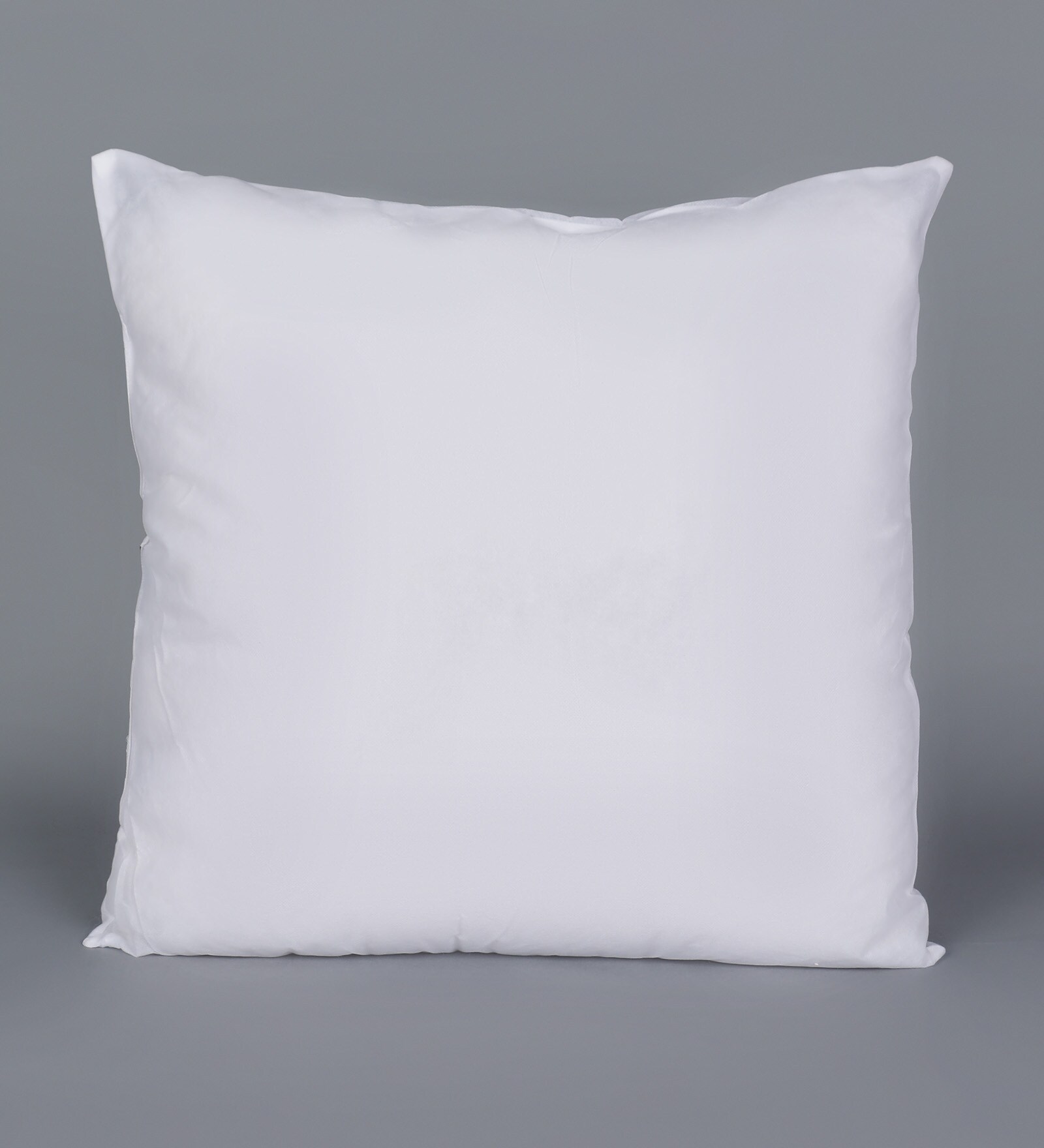 Polyester Filled Non Woven 18 x 18 Inches Cushion Insert