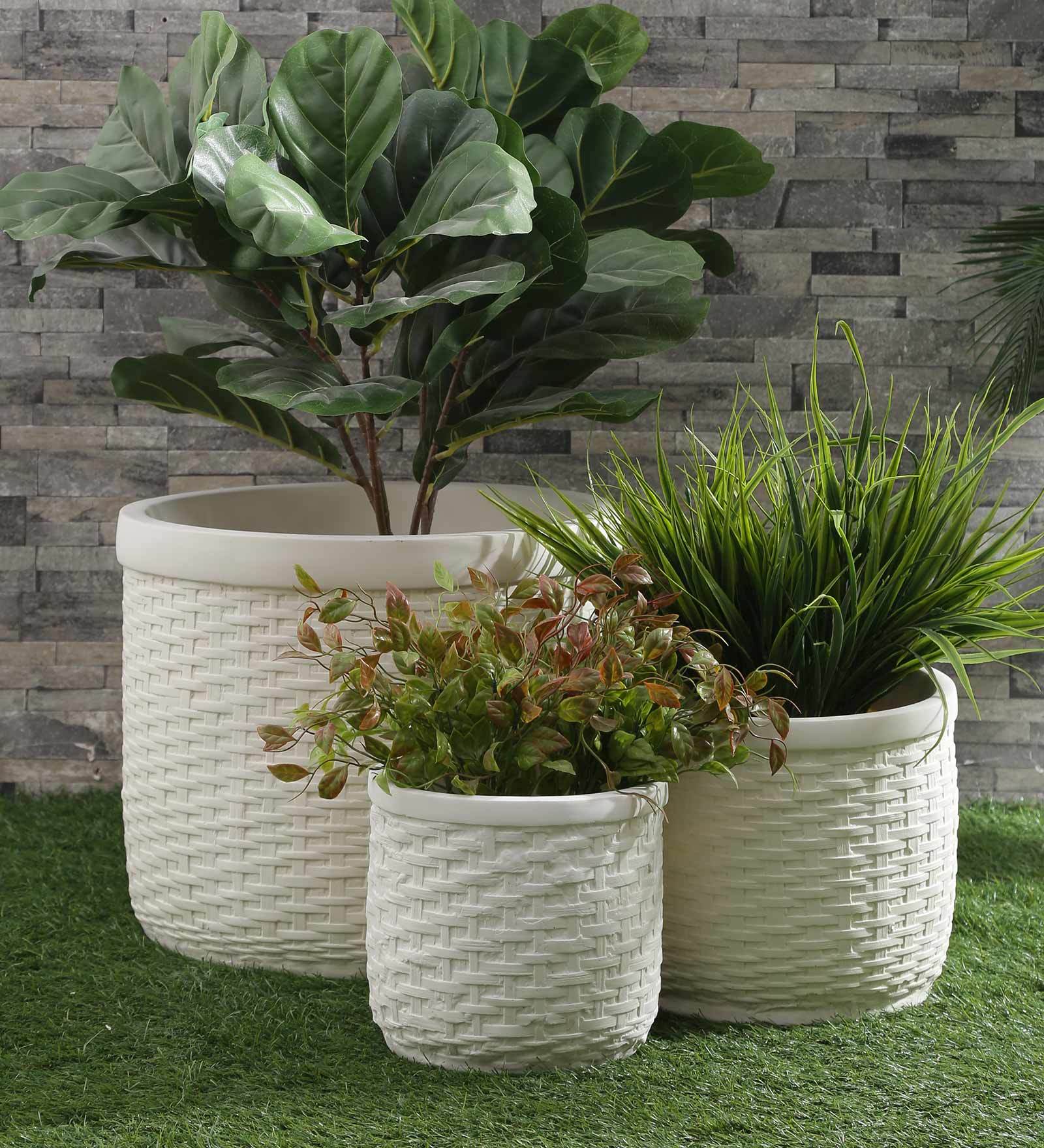 Buy White Polystone Round Shaped Planter, Set of 3 by Yuccabe Italia at ...