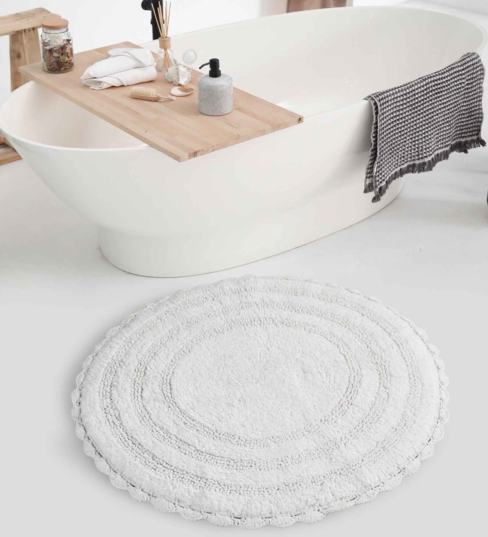 White Solid Cotton 24x24 Inches Max Absorbant Bath Mat