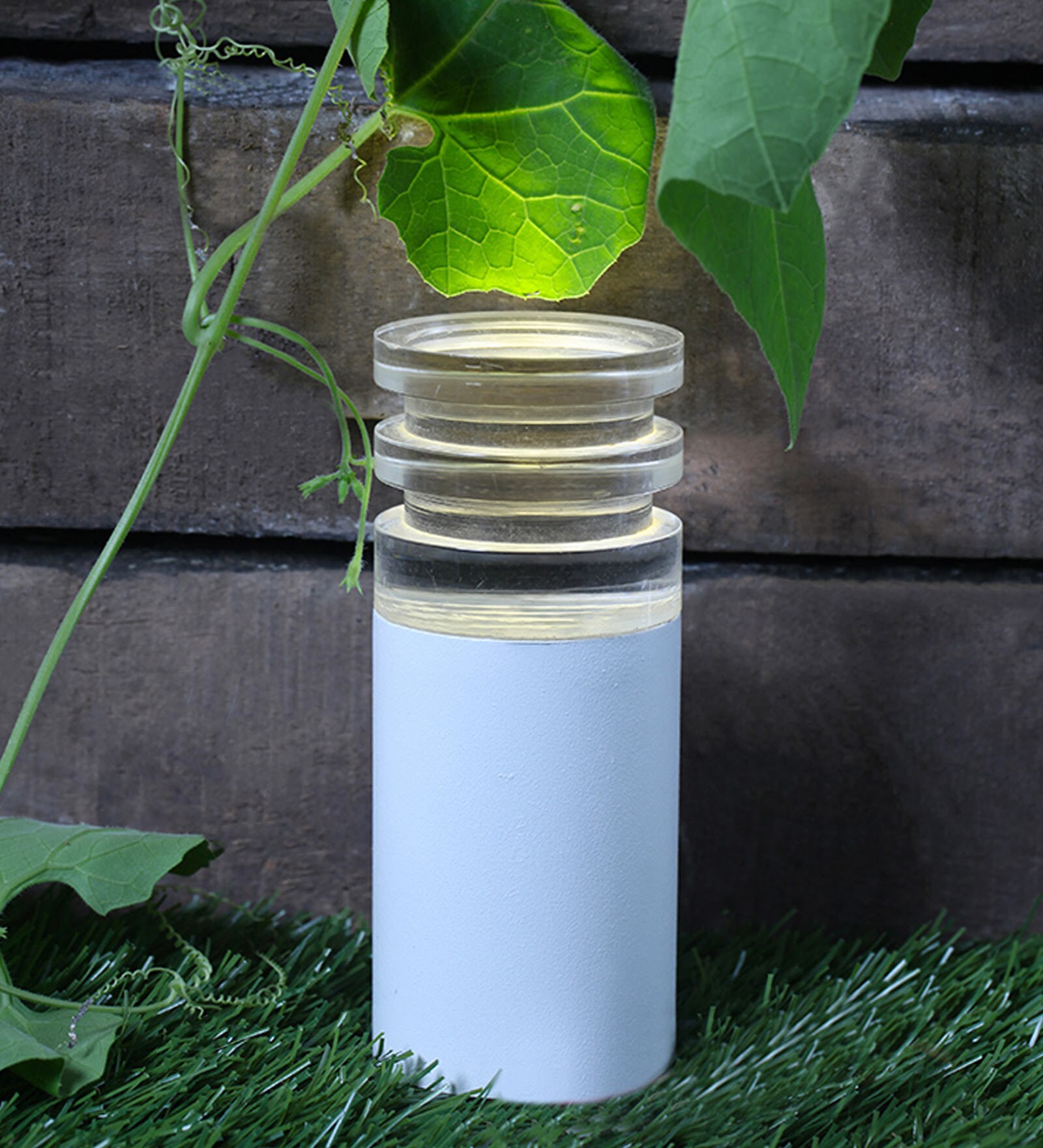 White Metal Outdoor Wall Light