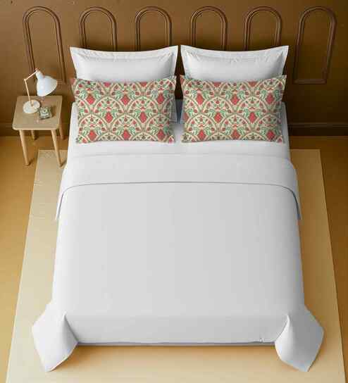 White 100% Cotton Super King Bedsheet with 2 Pillow Covers