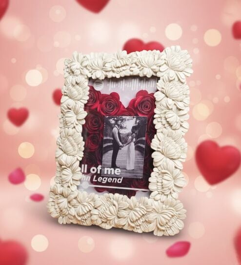 White Artisian Photo Frame