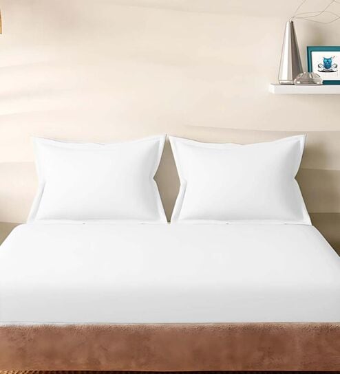 White Cotton Solid 210TC Plain Super King Bedsheet with 2 Pillow Covers
