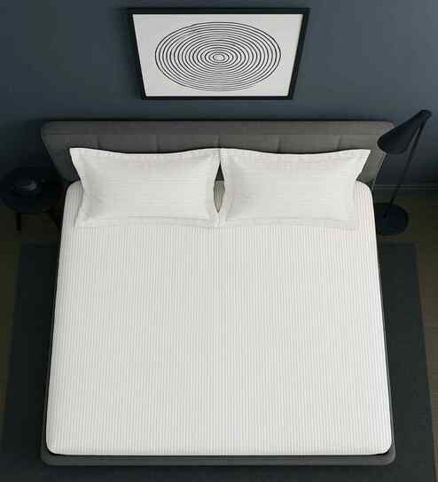 White Cotton1 Super King Bedsheet with 2 Pillow Covers