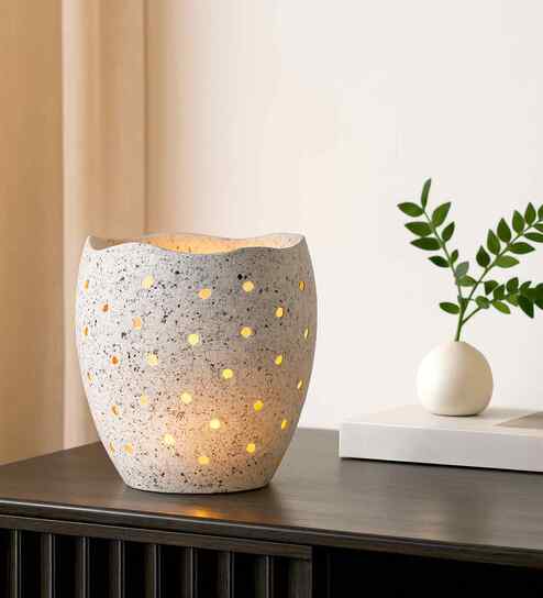 White Decorative Votive Holders with Wavy Edges