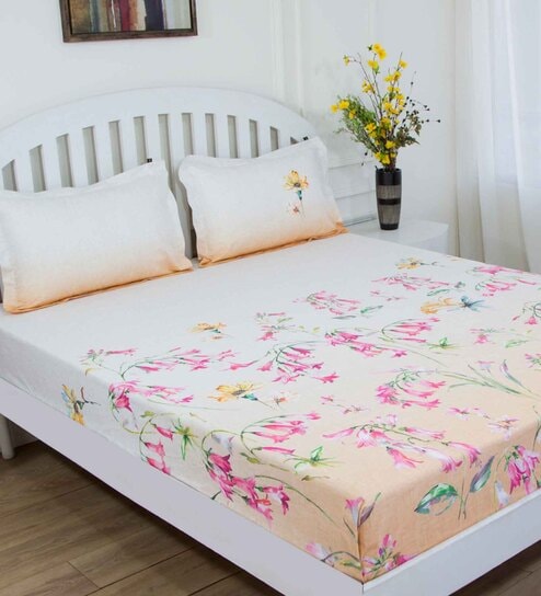 White Floral 180 TC Cotton Queen Sized Bed Sheets with 2 Pillow Covers by GM Fabrics