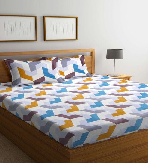 White Geometric 300 TC Cotton Blend Double King Size Bedsheet with 2 Pillow Covers