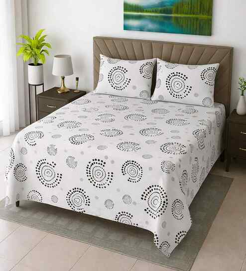 White Geometric 330 Tc Cotton Super King Size Bedsheet With 2 Pillow Covers