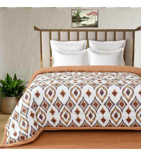 White Microfiber Abstract Ikt 180 GSM Double Size Reversible Comforter