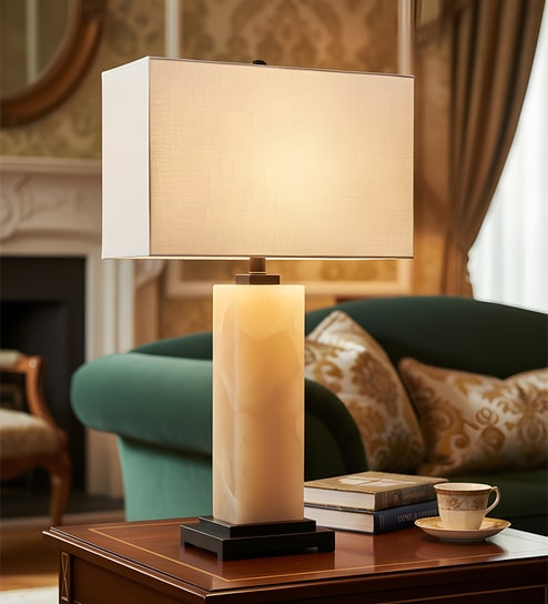 White Onyx The Onyx Column table Lamp