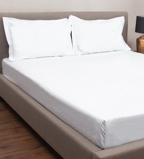 White Solid 300 TC 100% Cotton Queen Sized Bed Sheets with 2 Pillow Covers
