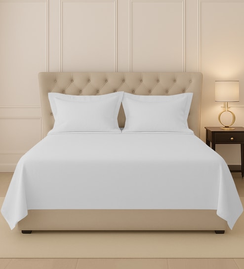 White Solid 400 TC Cotton King Sized Bedsheet with 2 Pillow Covers