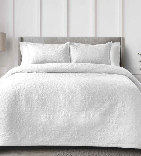 White Solid GSM 300 Pure Cotton King Size Bedcover With 2 Pillow Covers