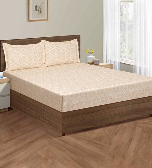 Beige Traditional 200 TC Cotton King Sized Bedsheet with 2 pillow cover