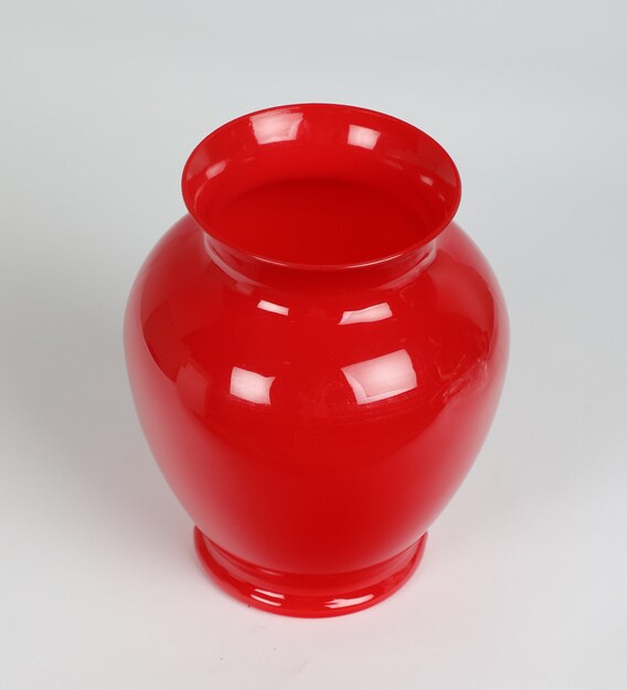 Buy Red Acrylic Ginger Table Vase by Oasis Floral Products Online