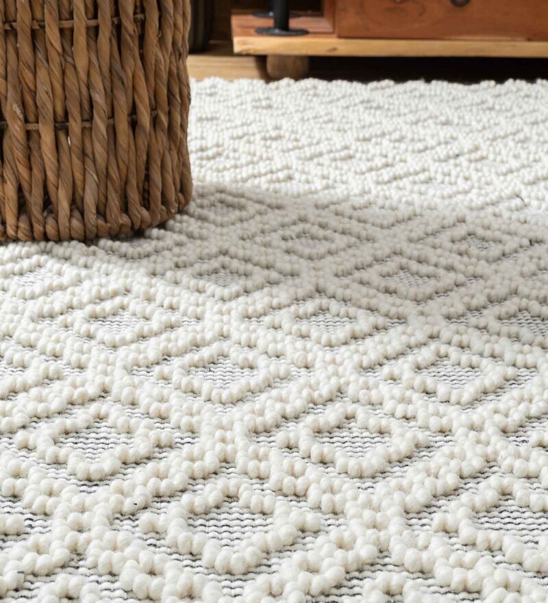 Buy White & Black Wool and Cotton Geometric 6 feet x 4 feet Hand Woven
