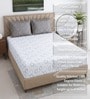 White & Grey Geometric 400 TC Cotton Queen Size Fitted Bedsheet With 2 Pillow Covers