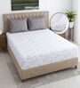 White & Grey Geometric 400 TC Cotton Superking Size Fitted Bedsheet With 2 Pillow Covers