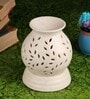 White Electric Oil Warmer with 4 Assorted Fragrance Oils