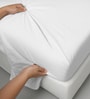 White Solid 400 TC Cotton King Sized Bedsheet with 2 Pillow Covers