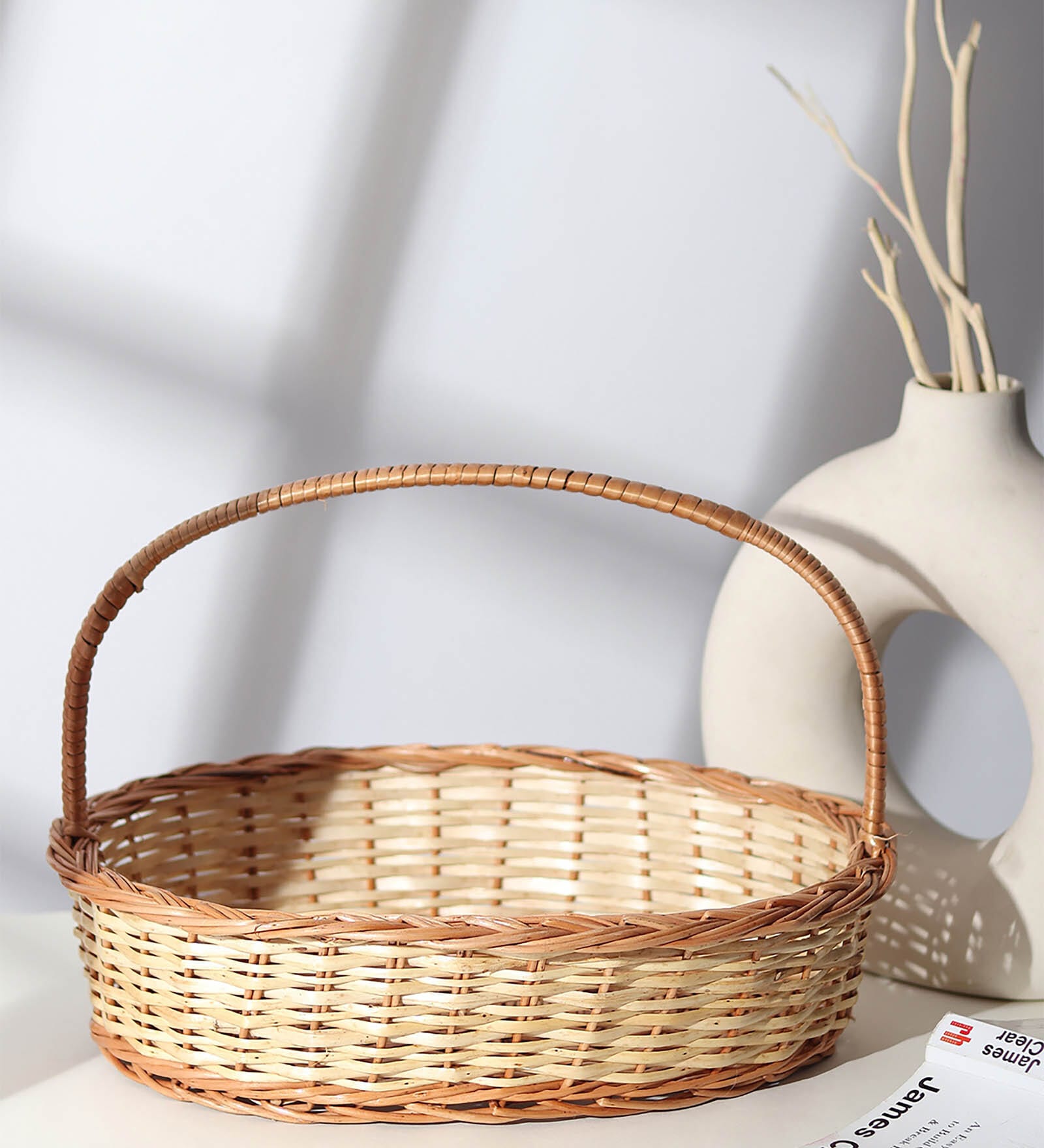 Wicker Gift Hamper Basket, Fruit Basket, Kitchen Storage Baskets (Medium)