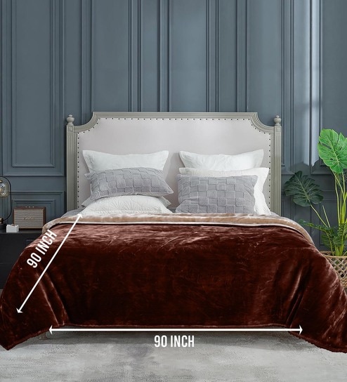 Beige Double Sided Heavy 2 Layer Blanket With Crochet Lace Edge