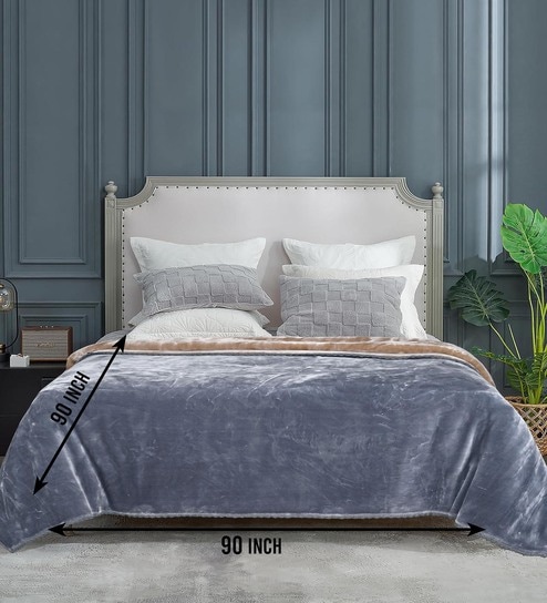 Beige Double Sided Heavy 2 Layer Blanket With Crochet Lace Edge