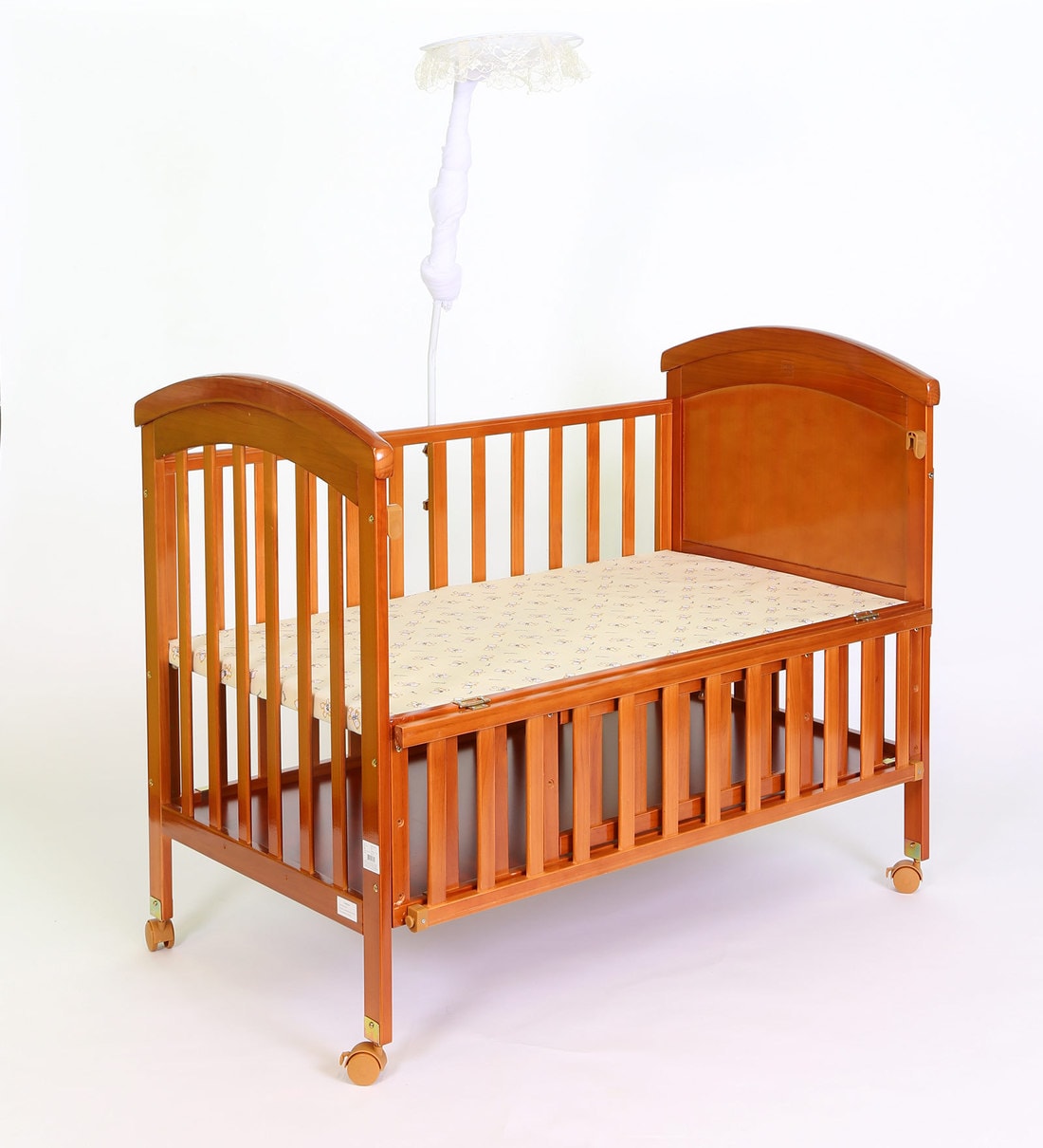 Pepperfry cheap baby cot