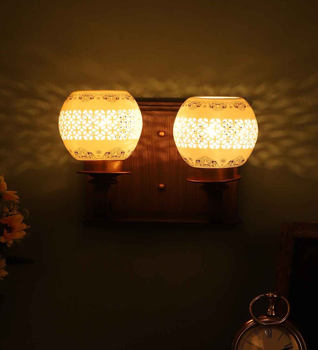 Buy Wooden Wood Wall Light By Eliante By Jainsons Lights Online Candle Wall Lights Wall