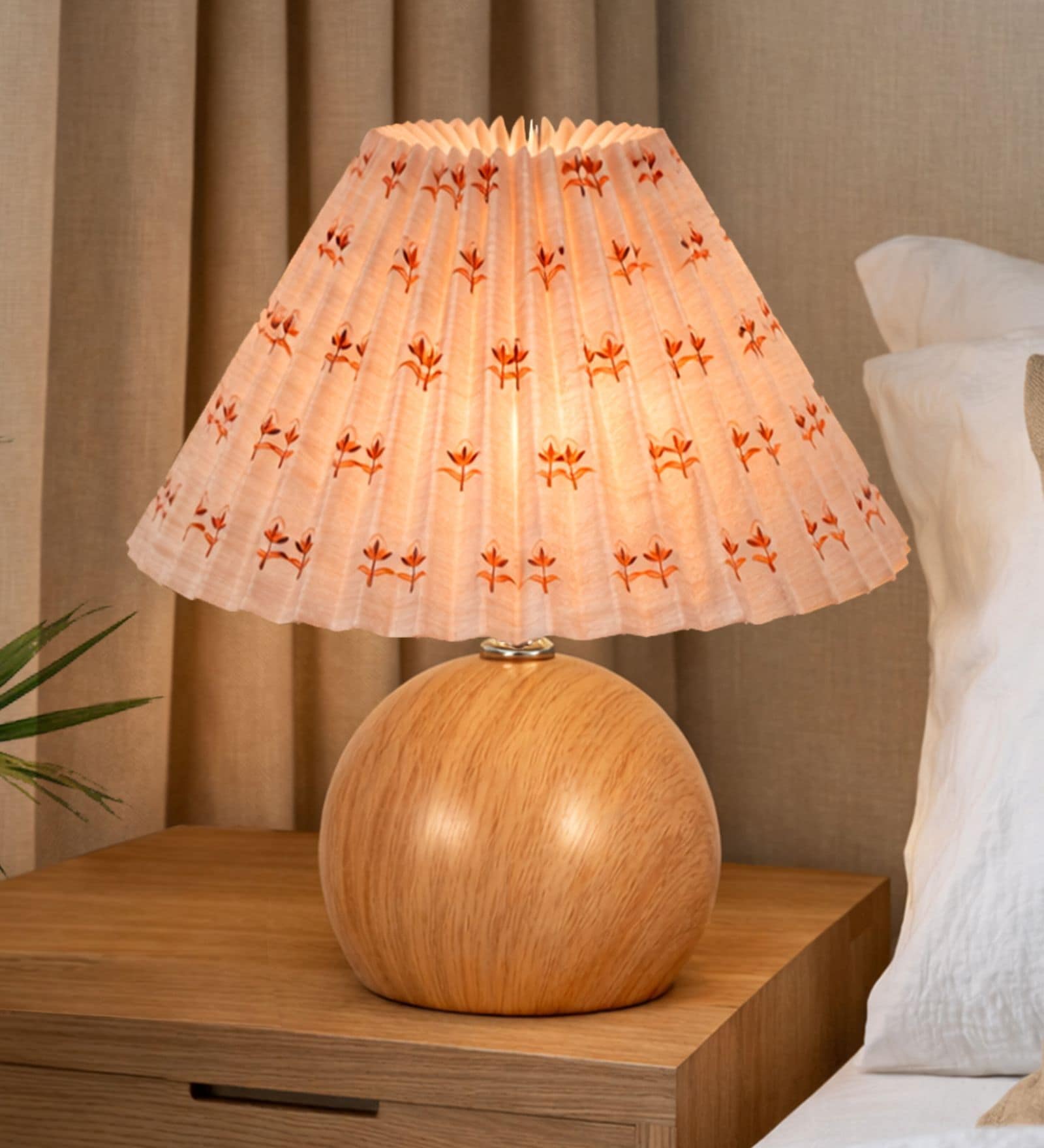 Wood Grain Pattern Metal Small Table Lamp, Desk Light