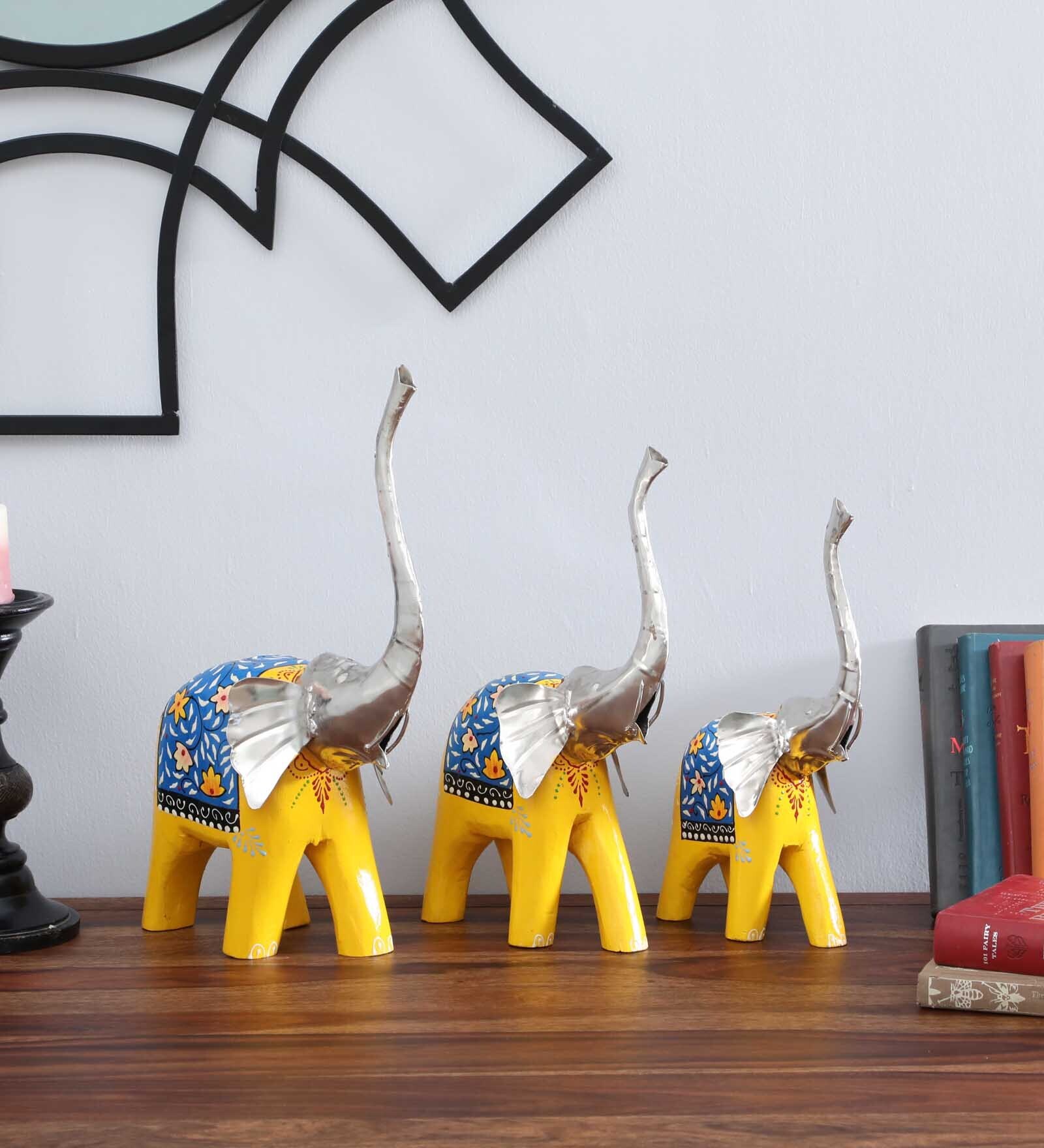 Wooden Yellow Handpainted Elephant (Set Of 3) Figurine