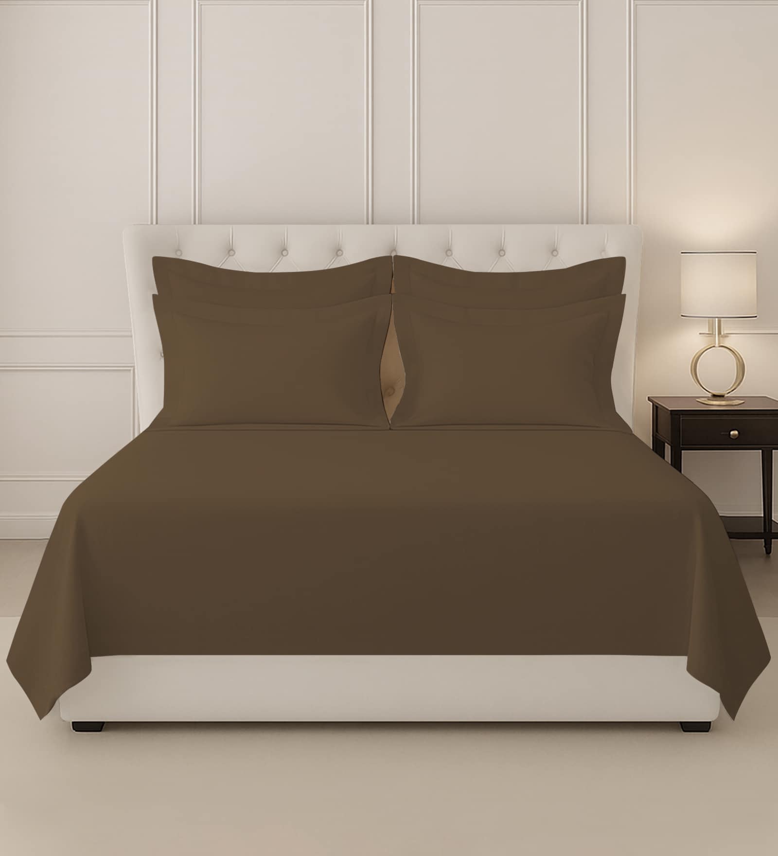 Woody Brown Solid 400 TC Cotton Super King Sized Bedsheet with 4 Pillow Covers
