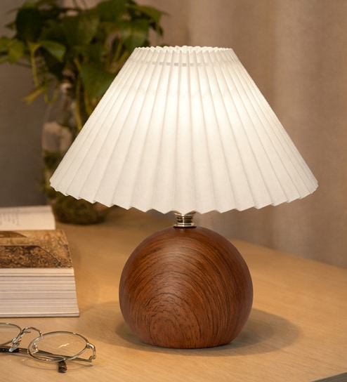 Wood Grain Pattern Small Table Lamp