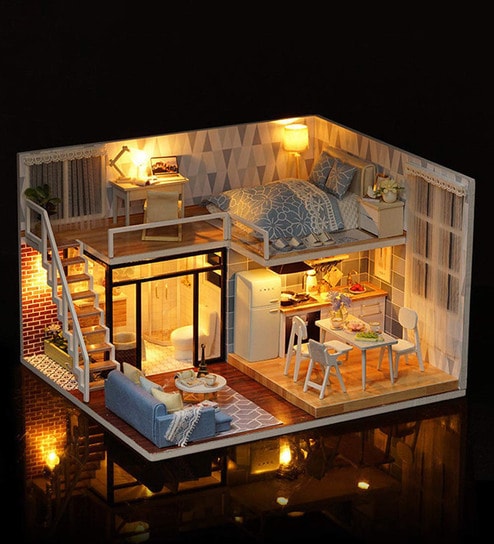 miniature doll houses