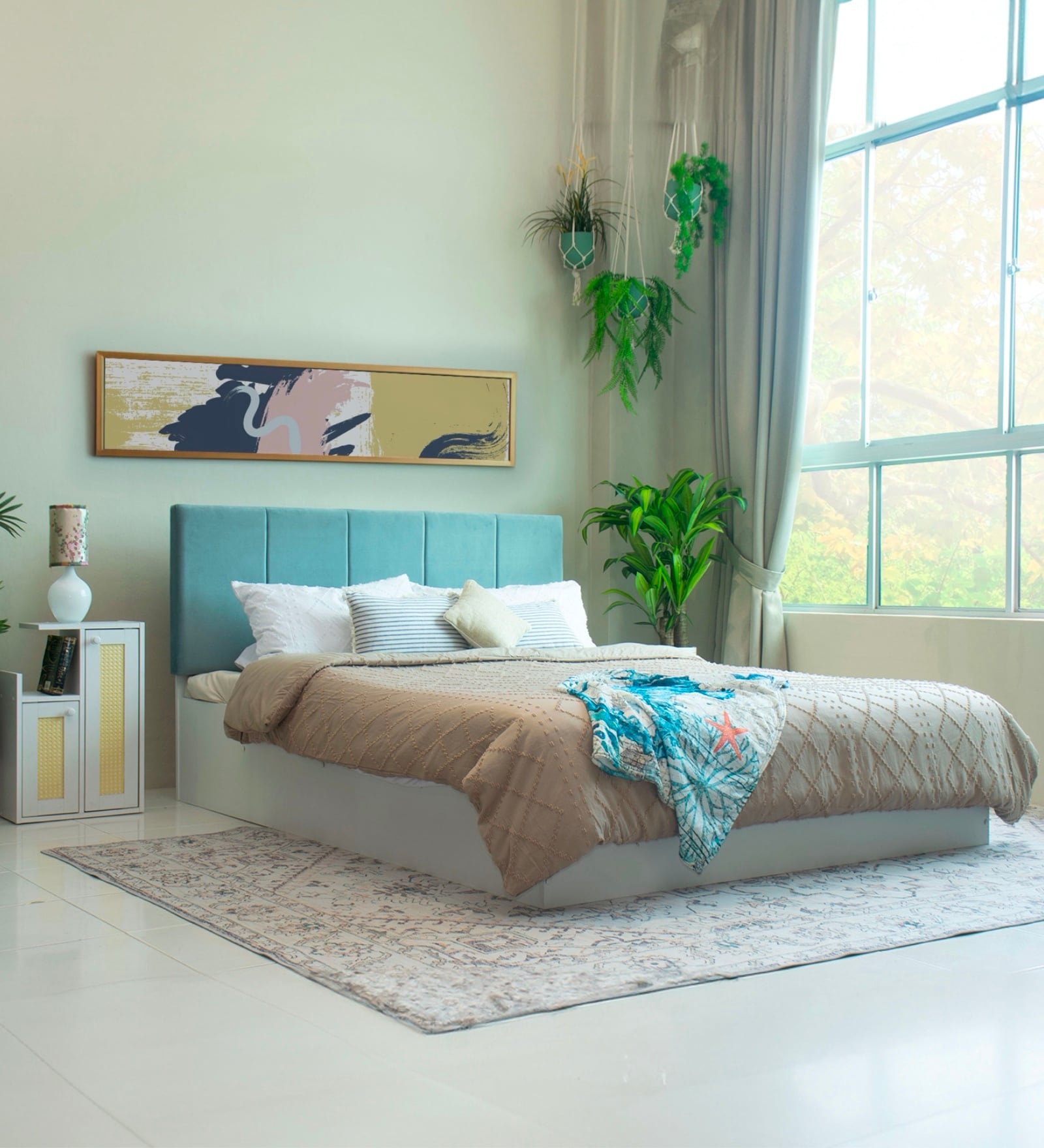 Yantra Queen Size Bed With Hydraulic Storage