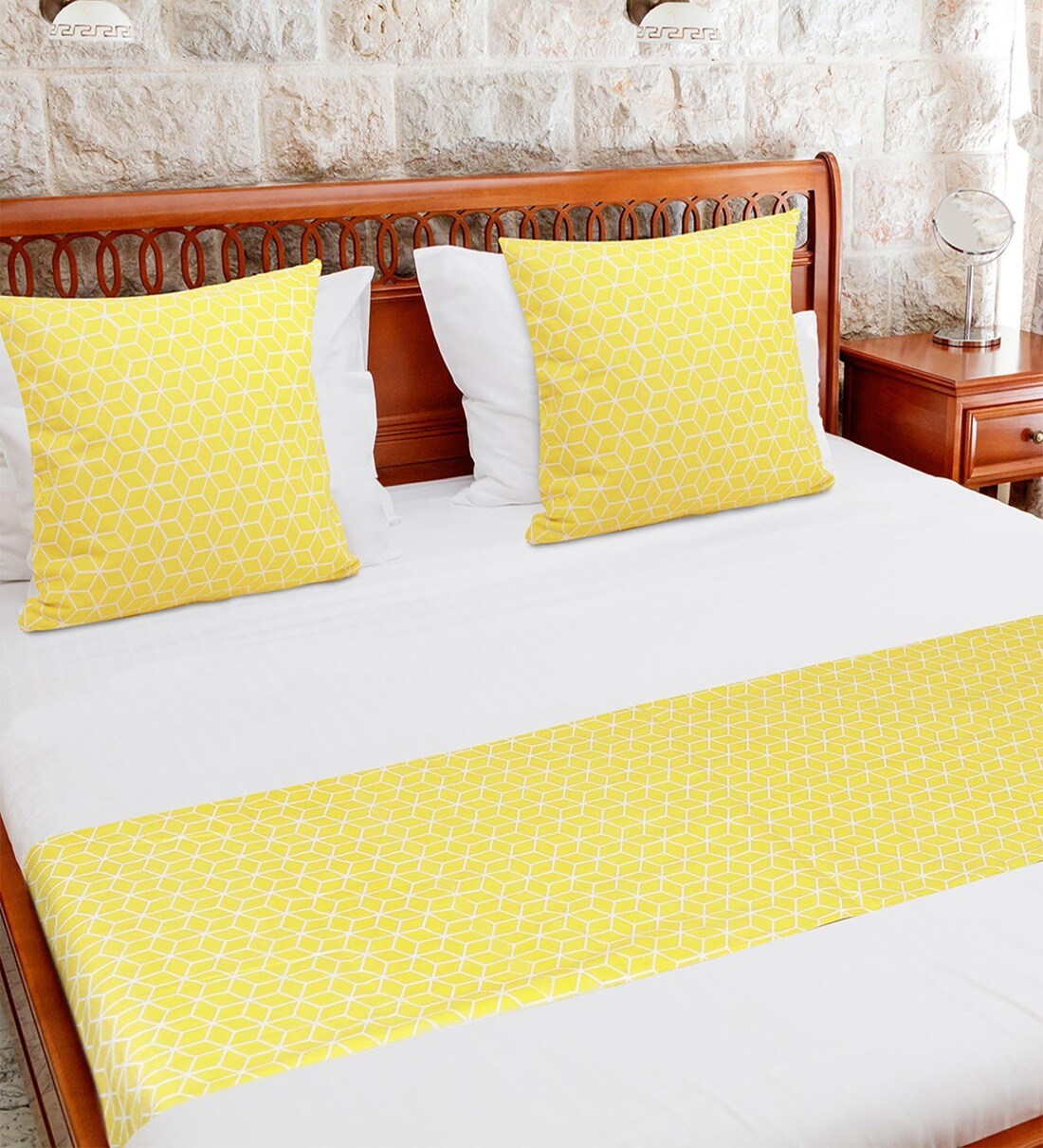 bed runner with cushion