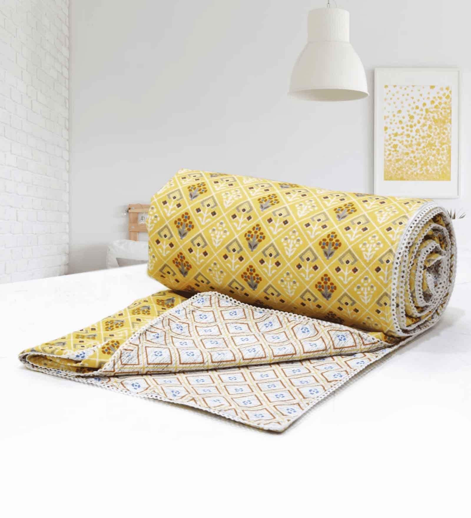 Yellow Cotton Geometrical 144 TC Single Bed Dohar
