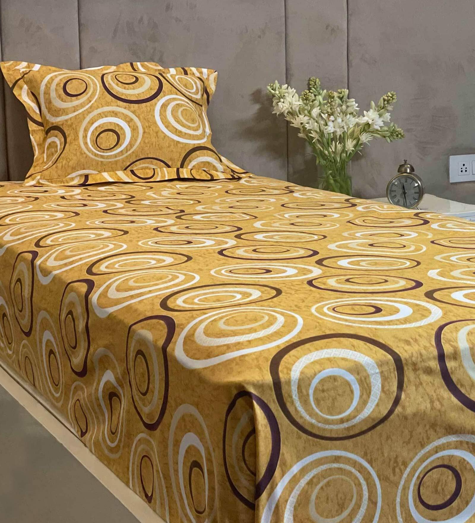 Yellow Geometric 141 TC 100% Cotton Single Bed Sized Bed Sheets With 1 Pillow Cover