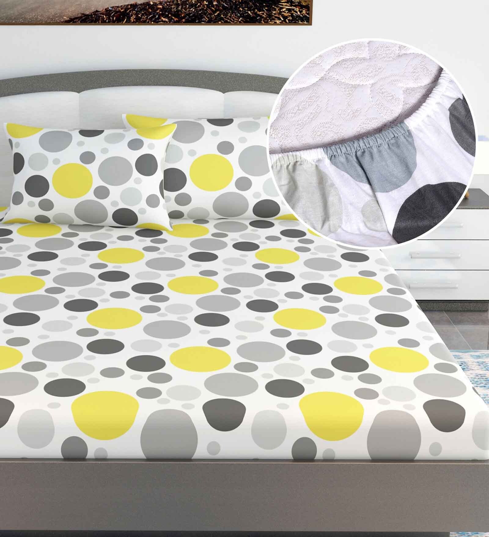Yellow Geometric 144 TC Cotton King Fitted Bedsheet with 2 Pillow Covers