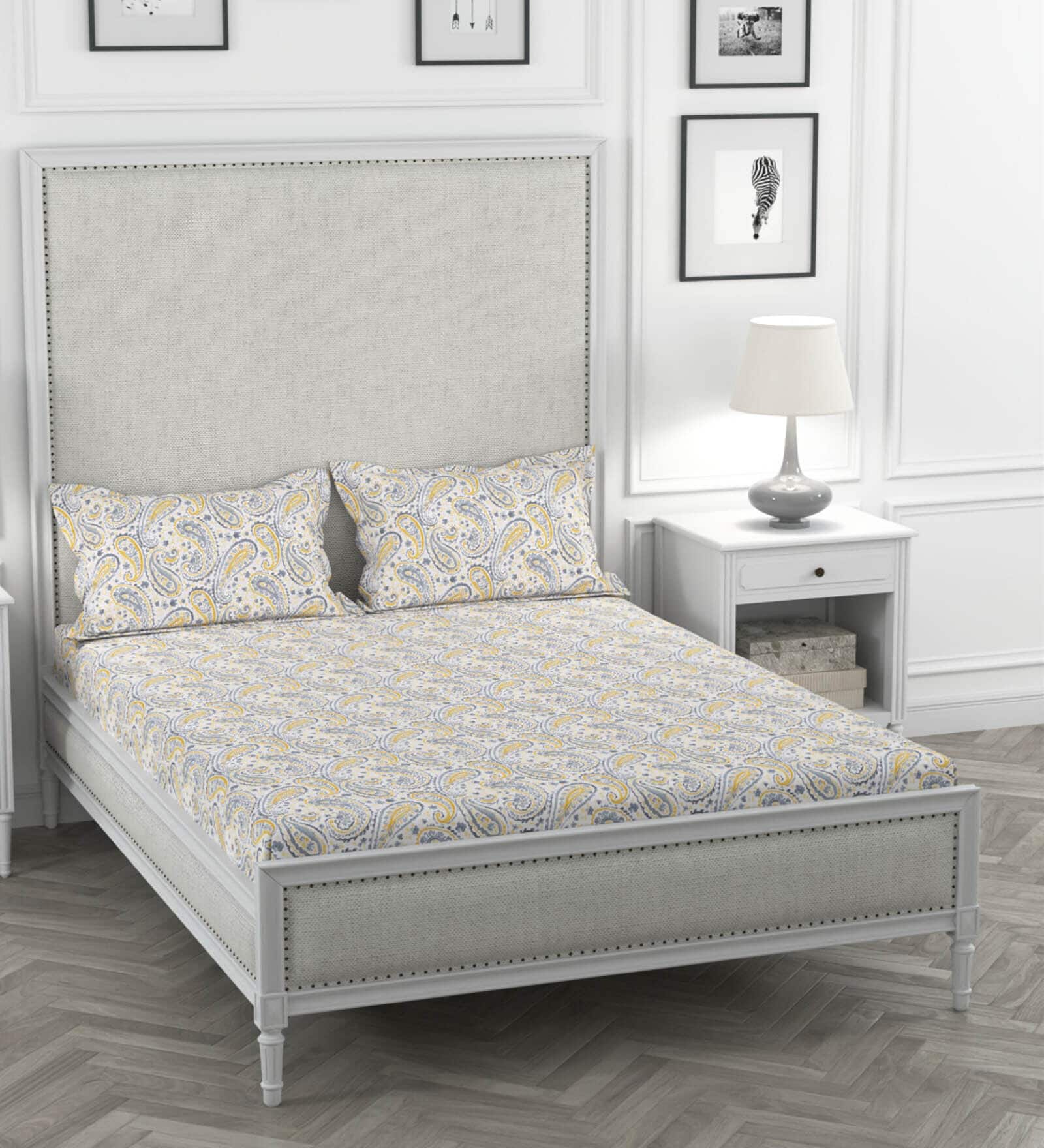 Yellow Geometric 200 TC 100% Cotton Double Bedsheet With 2 Pillow Covers Solana Collection
