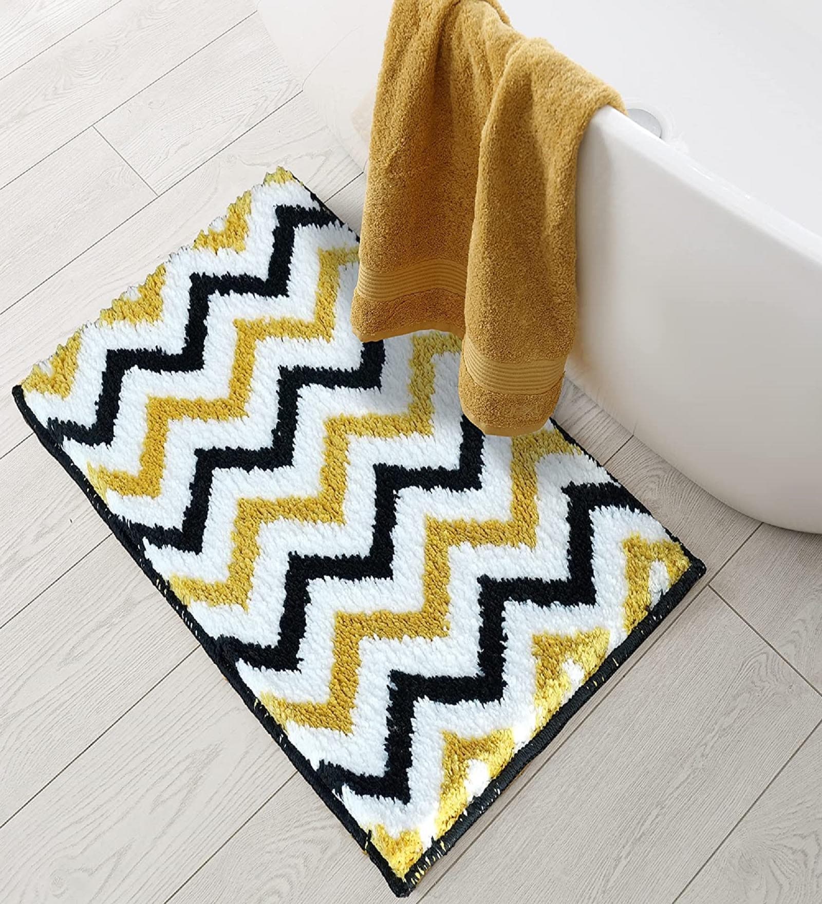 Yellow Geometric Microfibre 24x16 Inches Super Soft Bath Mat