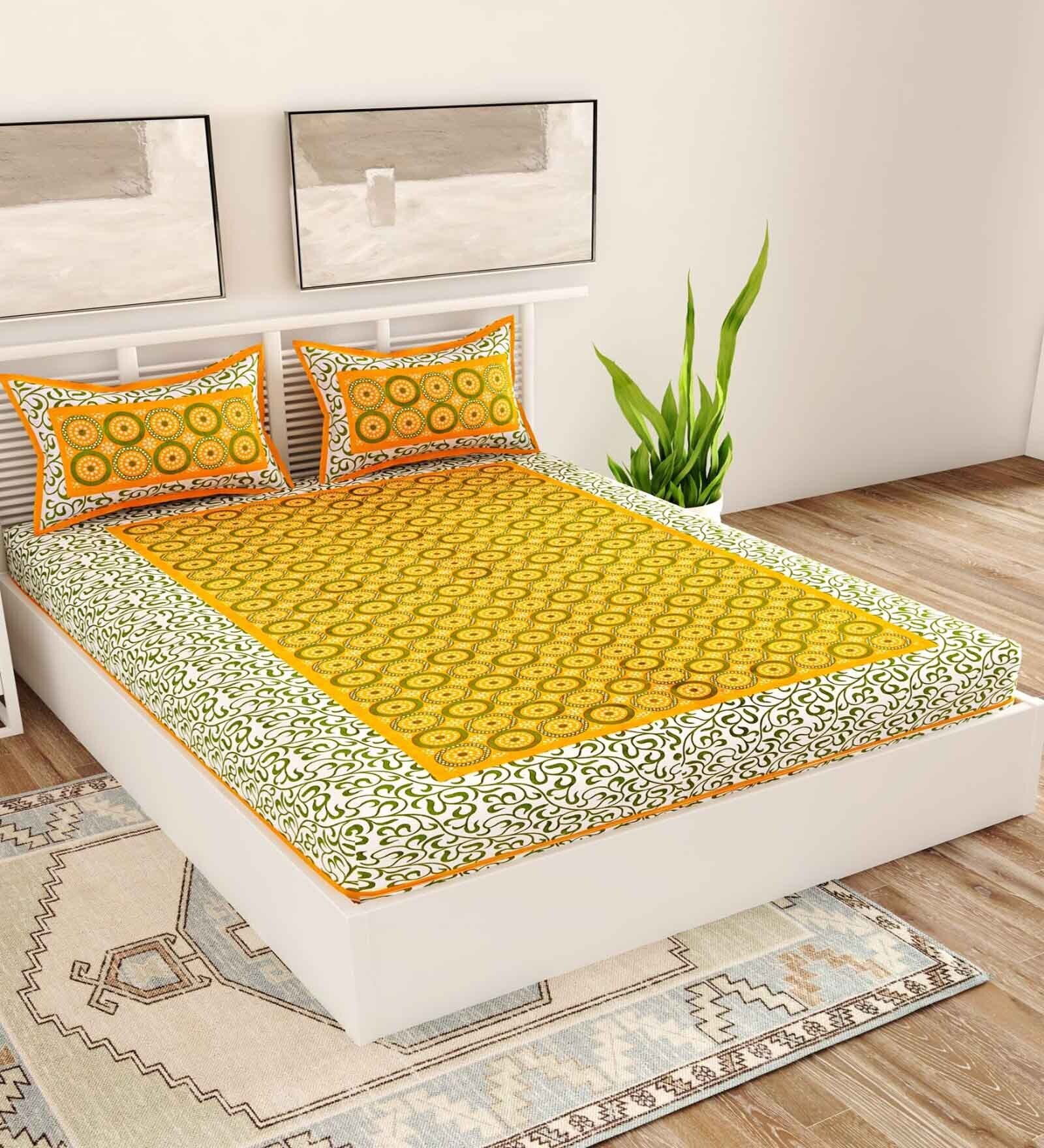 Yellow Geometric 120 TC Cotton Queen Sized Bedsheet with 2 Pillow Cover