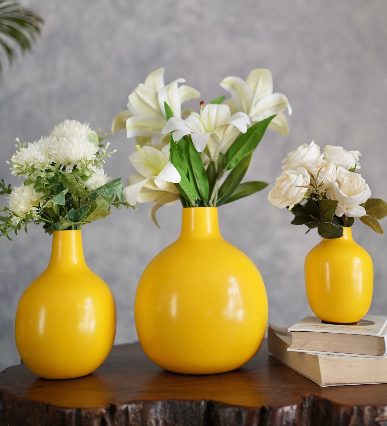 Yellow Set of 3 Metal Vase
