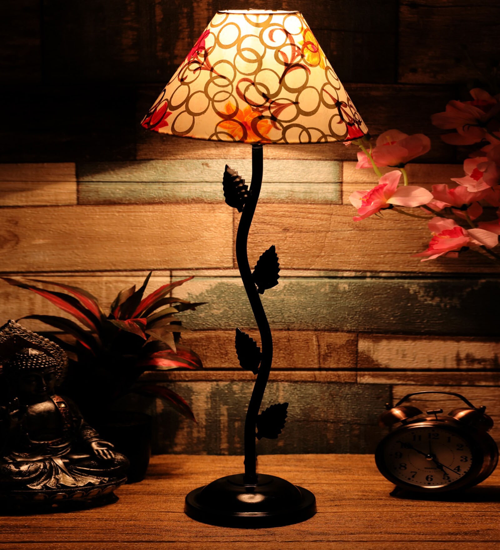 Multicolor Shade Table Lamp With Metal Base